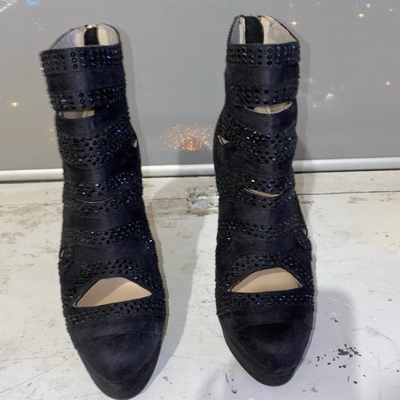 Bebe Daphne Black Heels - Picture 2 of 4